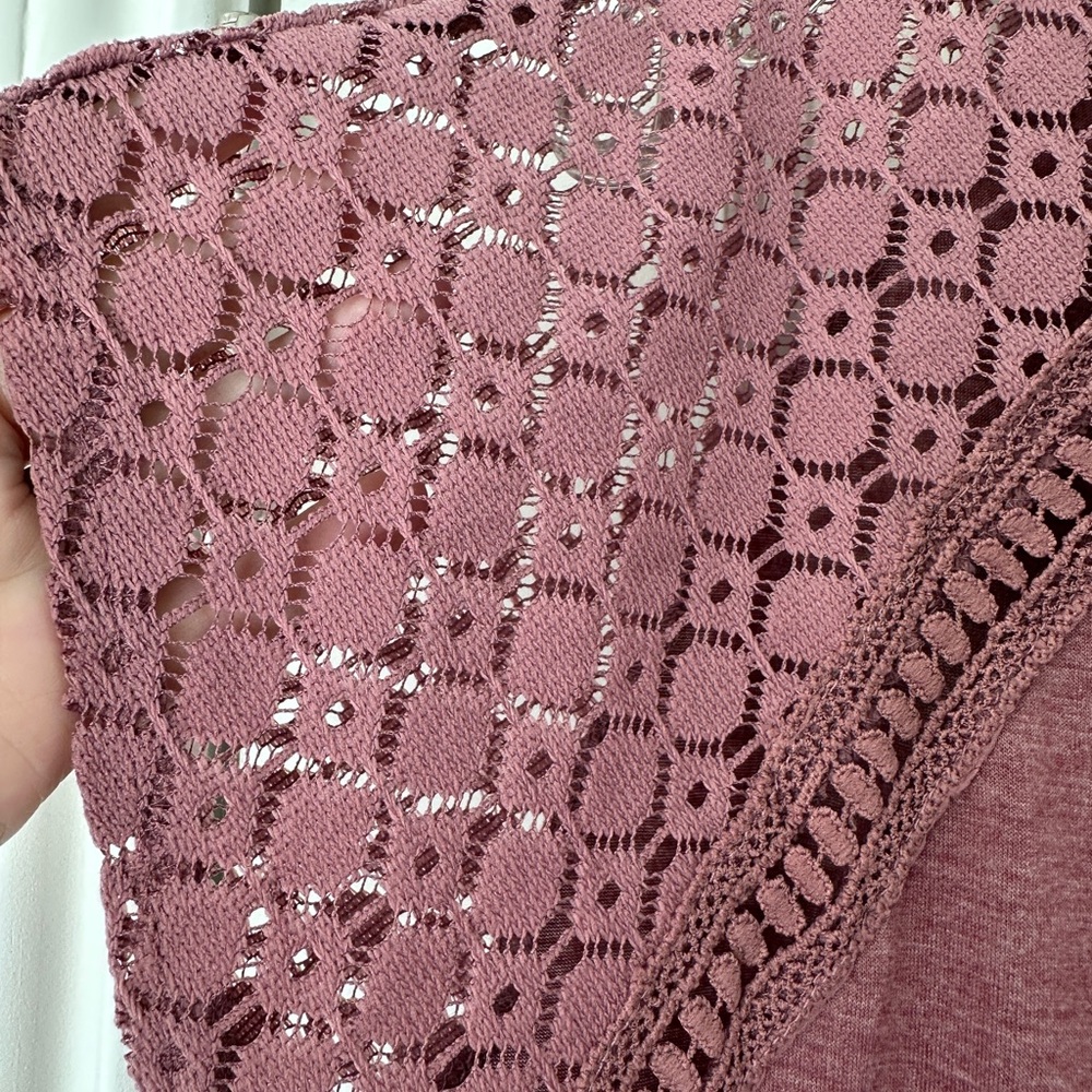 SHEIN Womens Dusty Rose Lace Sleeve Tee Boho Cottagecore Romantic Feminine - Picture 2 of 4